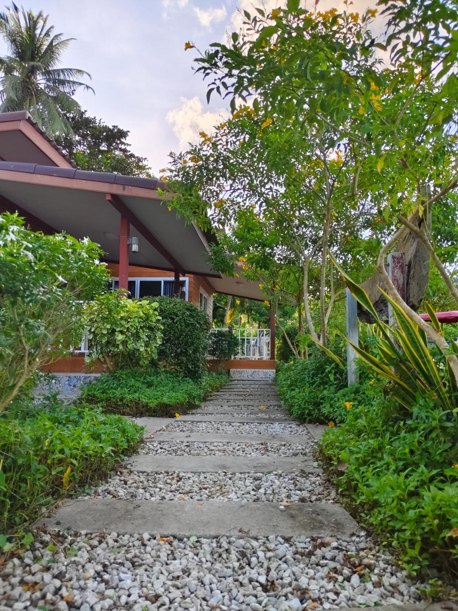 Mook Paradise Bungalow Ko Mook Exterior photo